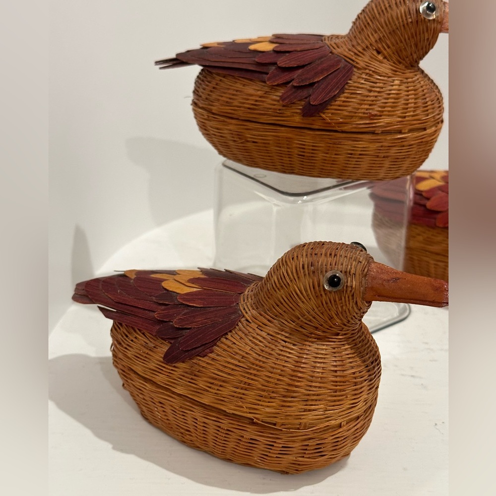 Vintage Woven Rattan Wicker Little Basket Duck Farmhouse Brown (05000) - Picture 3 of 11